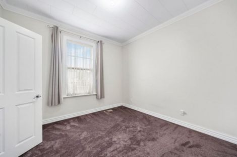 Photo of property in 49 Awamutu Grove, Waiwhetu, Lower Hutt, 5010