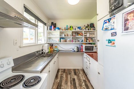 Photo of property in 21 Camellia Avenue, Aramoho, Whanganui, 4500