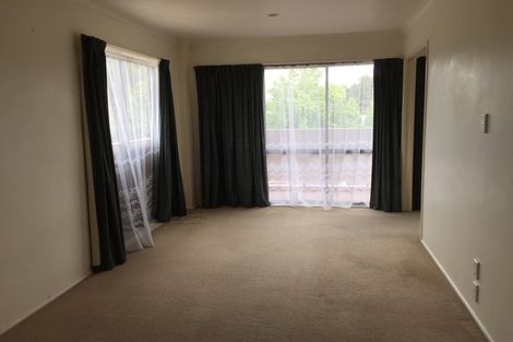 Photo of property in 10d/30 Westward Ho, Glen Eden, Auckland, 0602