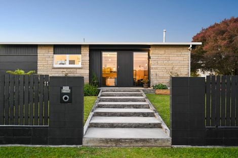 Photo of property in 11 Hillary Street, Chedworth, Hamilton, 3210