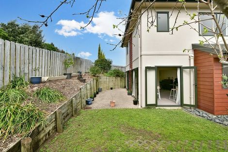 Photo of property in 13b Sunnydale Place, Oteha, Auckland, 0632