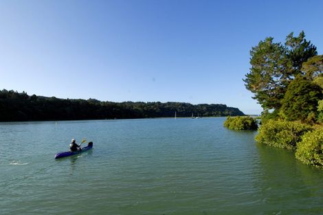 Photo of property in 109 Okura River Road, Okura, Auckland, 0792