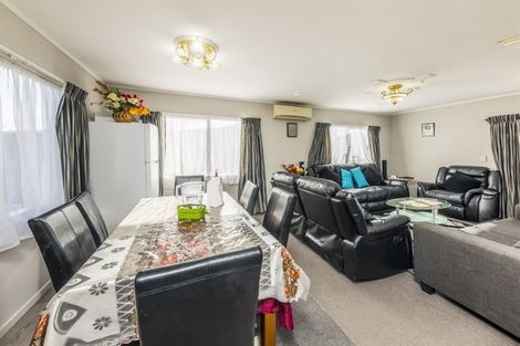 Photo of property in 2/90 Jellicoe Road, Manurewa, Auckland, 2102