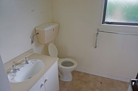 Photo of property in 1-12/71 Main Street, Mataura, 9712