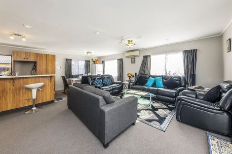 Photo of property in 2/90 Jellicoe Road, Manurewa, Auckland, 2102