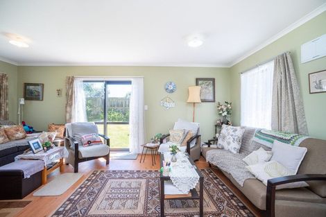 Photo of property in 10 Arthur Street, Waikawa Beach, Manakau, 5573