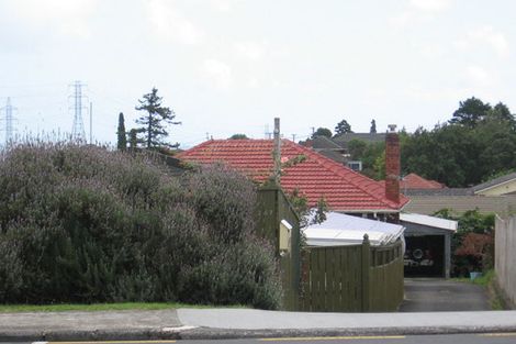 Photo of property in 2/1257 Dominion Extension, Mount Roskill, Auckland, 1041