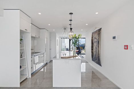 Photo of property in 5/86 Hurlstone Drive, Waiwhakaiho, New Plymouth, 4312