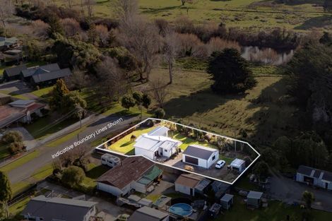 Photo of property in 50 Tararua Street, Pahiatua, 4910