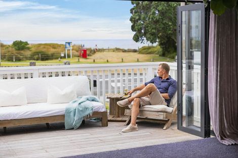 Photo of property in 4 Oceanbeach Road, Mount Maunganui, 3116