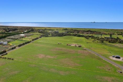 Photo of property in 31 Coast Lane, Thornton, 3194