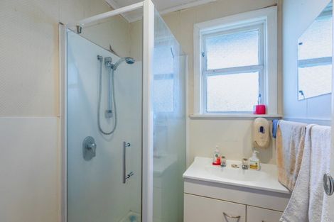 Photo of property in 5 Bennett Street, Waipawa, 4210