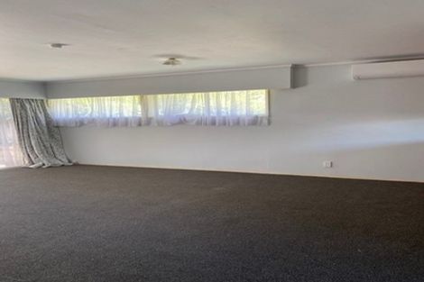 Photo of property in 77a Russell Road, Manurewa, Auckland, 2102