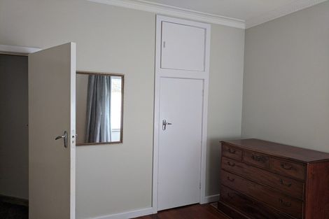 Photo of property in 6 David Crescent, Karori, Wellington, 6012