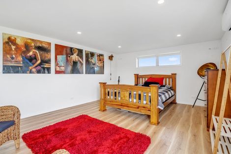 Photo of property in 17 Westwood Drive, Aokautere, Palmerston North, 4471