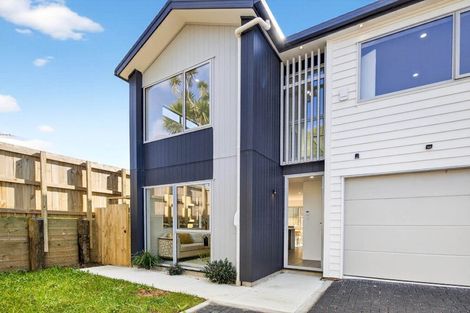 Photo of property in 7d Maroubra Place, Botany Downs, Auckland, 2010