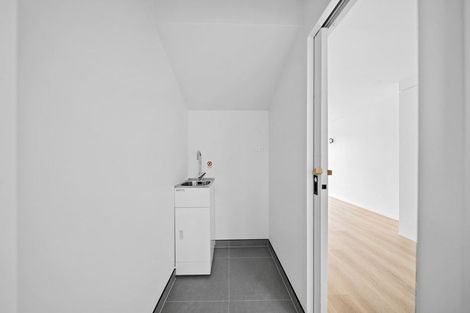 Photo of property in 5/17 Sunnyfield Crescent, Glenfield, Auckland, 0629