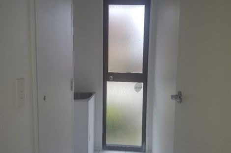 Photo of property in 1/141 Carnoustie Drive, Wattle Downs, Auckland, 2103