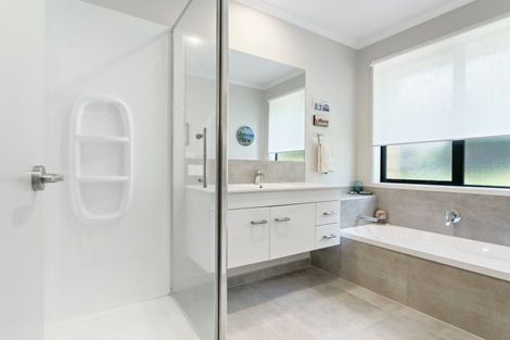 Photo of property in 11 Bernies Way, Ohauiti, Tauranga, 3112