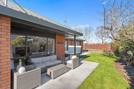Photo of property in 78 Regency Crescent, Redwood, Christchurch, 8051