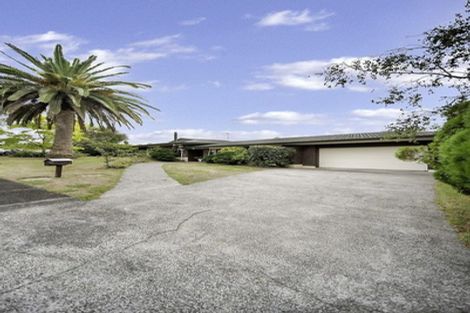 Photo of property in 55 Ray Small Drive, Pahurehure, Papakura, 2113