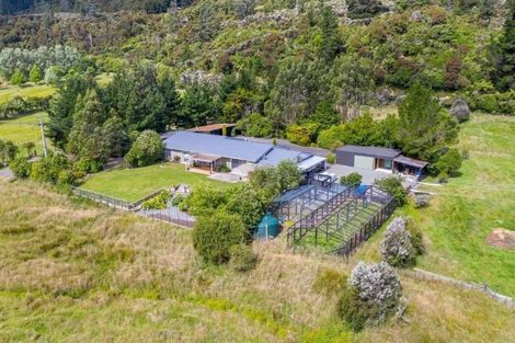Photo of property in 1423 Akatarawa Road, Akatarawa Valley, Upper Hutt, 5372