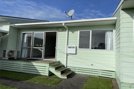 Photo of property in 4 Euclid Street, Vogeltown, New Plymouth, 4310