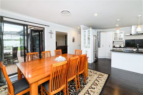 Photo of property in 25 Trump Place, Kelvin Grove, Palmerston North, 4414