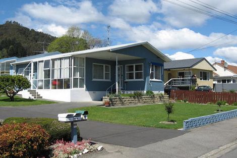 Photo of property in 2/99 Tipahi Street, Nelson South, Nelson, 7010