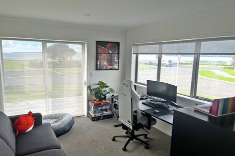 Photo of property in 2 Trevally Place, Snells Beach, 0920