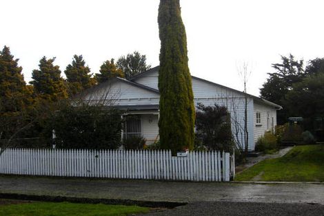 Photo of property in 42 Wyndham Street, Carterton, 5713