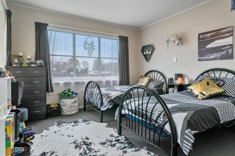 Photo of property in 19 Vogel Street, Cambridge, 3434