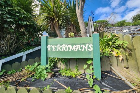 Photo of property in 53 Anzac Parade, Durie Hill, Whanganui, 4500