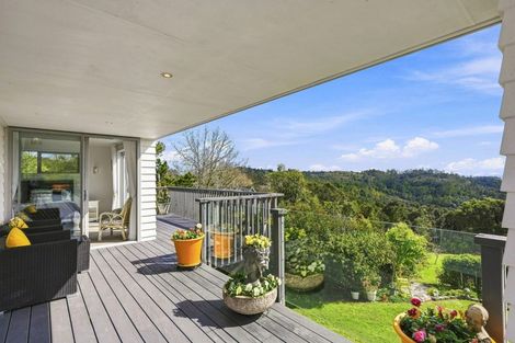 Photo of property in 136 Pinchgut Road, Kaukapakapa, 0873