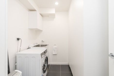 Photo of property in 35a Ngaio Road, Kelburn, Wellington, 6012