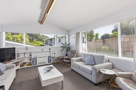 Photo of property in 17 Margaret Road, Raumati Beach, Paraparaumu, 5032