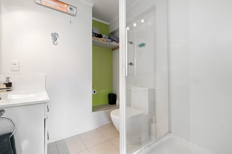 Photo of property in 19 Victory Street, Welcome Bay, Tauranga, 3112