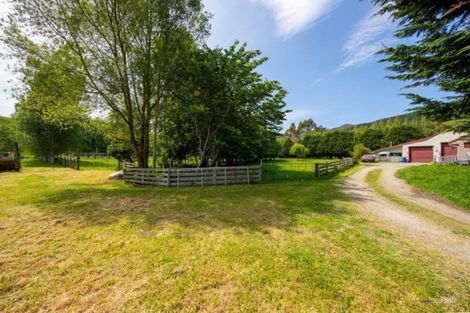 Photo of property in 111a Johnsons Road, Whitemans Valley, Upper Hutt, 5371