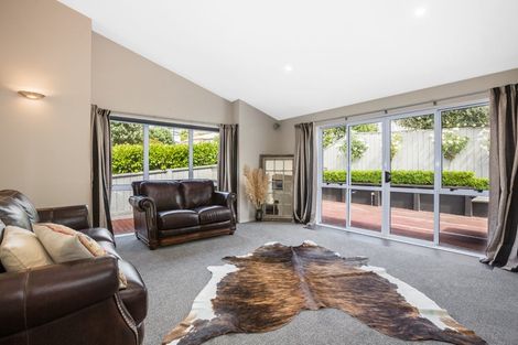 Photo of property in 11 Te Puia Drive, Aotea, Porirua, 5024