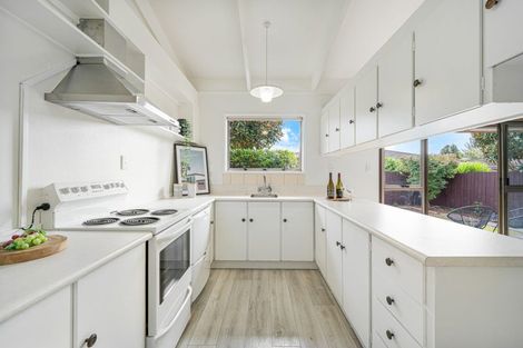 Photo of property in 2/35 Swanson Road, Henderson, Auckland, 0610