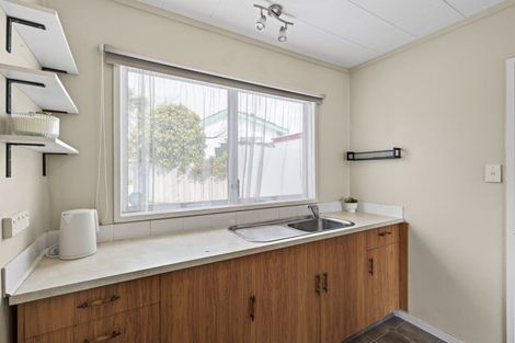Photo of property in 4/311 Carrington Street, Vogeltown, New Plymouth, 4310