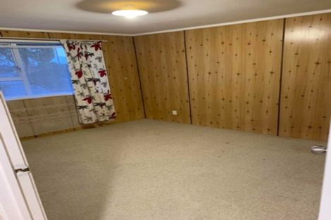 Photo of property in 2 Cranberry Place, Bucklands Beach, Auckland, 2012