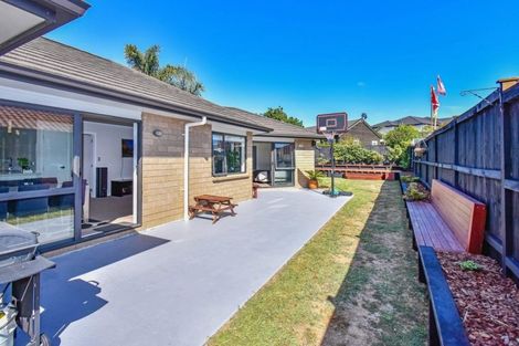 Photo of property in 41 Capriana Drive, Karaka, Papakura, 2113