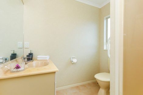 Photo of property in 28e Hillsborough Road, Hillsborough, Auckland, 1042