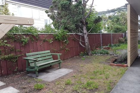 Photo of property in 7/72 Freyberg Street, Lyall Bay, Wellington, 6022