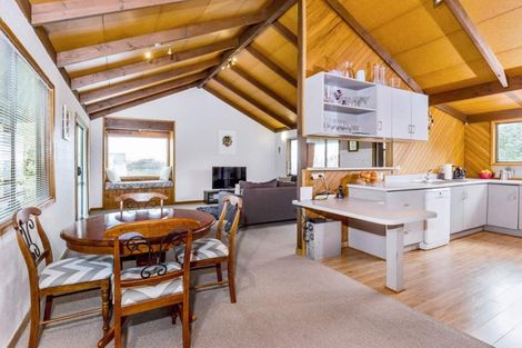 Photo of property in 12 Lilburn Crescent, Massey, Auckland, 0614