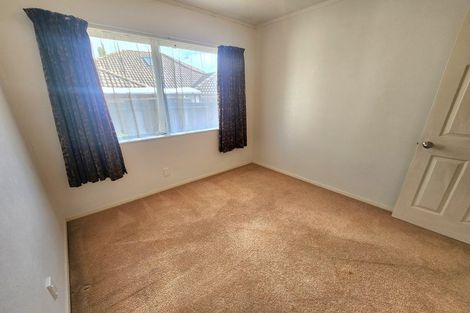 Photo of property in 35 Orangewood Drive, Northpark, Auckland, 2013