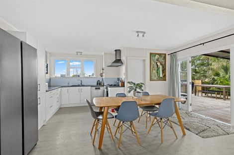 Photo of property in 9 Mary Keane Lane, Parakai, 0830