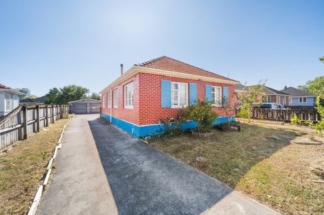 Photo of property in 35 Rangiora Avenue, Roslyn, Palmerston North, 4414