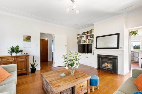 Photo of property in 70 Rimmer Road, Helensville, 0875